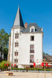 <center>Le château des ducs de Bretagne. </center> La conciergerie, aujourd'hui café-restaurant Les Oubliettes.