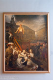 <center>Le château des ducs de Bretagne. </center> Une exécution à Nantes en 1793... peinte en 1838.  Délibérément anti-révolutionnaire, ce tableau ravive le douloureux souvenir de la Terreur nantaise appliquée de décembre 1793 à mai 1794. Une guillotine est élevée sur la place du Bouffay et plus de 200 personnes y sont exécutées durant cette période. Le 18 décembre 1793, Gabrielle, Marguerite, Claire et Olympe Millo de la Métairie ainsi que leur bonne, Jeanne Roy, sont guillotinées. C'est la scène retenue par l'artiste qui compose également avec la légende. Celle-ci raconte que la foule, pour la première fois, n'est plus hostile aux condamnés. Le bourreau serait même mort trois jours plus tard, pris de remords.
L'exécution des sœurs de la Métairie. Auguste-Hyacinthe Debay (1804-1865)