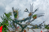 <center>Ile de Nantes. </center> Ici, le végétal s'enracine dans l'acier. Le public a accès à ces incroyables jardins que l'on découvre branche après branche, et qui forment une succession de terrasses suspendues. Le public emprunte les branches végétalisées et les passerelles pour parvenir au sommet de l'Arbre.