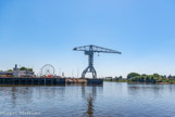 <center>Ile de Nantes. </center> Grue Titan grise.