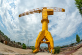 <center>Ile de Nantes. </center> Vestiges de l'ère industrielle des lieux, deux grues 