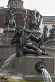 <center>La place Royale. </center> Le Loiret.