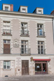 <center>Maison près du château. </center>C'est dans cette maison que fut arrêtée la duchesse de Berry, après s'être réfugiée derrière la plaque en fonte de la cheminée.