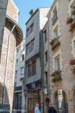 <center>Quartier du Bouffay. </center>  Une des plus vieilles maisons (XV-XVIe siècles), à coté de l'église St Croix.