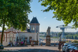 <center>Musée Jules Verne. </center> D'un style mauresque assez inattendu pour le quartier cette grande villa se dresse sur la Butte tel un belvédère issu d'un conte oriental.
Depuis 1978, elle est dédiée à l’œuvre du grand écrivain.