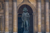 <center>STATUE NAPOLEON BONAPARTE DANS UNE NICHE DE LA FACADE</center>