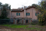 <center>Ancienne ferme.</center>