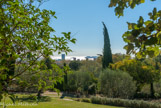 <center>Le Château Ricard.</center>Vue sur la rade.