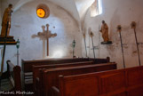 <center>Chapelle Notre-Dame-des-Anges.</center>Deux lanternes de procession encadrant la croix du cimetière datant du XVIe siècle. Bâtons de procession de confrérie : bâtons de pénitent. A droite, Saint Joseph, à gauche, Saint Jean François Régis, propagateur de la foi en Ardèche, toutes les deux du XIXe, en bois taillé, peint et doré.