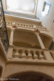 <center>La rue Taillade </center>L'hôtel d'Albenas puise ses origines au XVIIe s mais a été transformé au siècle suivant. La modeste porte puis un étroit passage conduisent à un escalier monumental qui a conservé sa belle rampe en fer forgé.