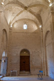 <center>Chapelle St Julien de Montredon.</center>L’intérieur est de configuration architectonique très classique.