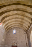 <center>Chapelle St Julien de Montredon.</center>Enfin, le voûtement de la chapelle apparemment unique en son genre dans la construction d’édifices religieux, a été traité en BATIERE (en forme de bât) ou plus simplement, on a obtenu des lignes droites (obliques) sur une ligne courbe au départ.