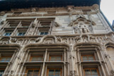 <center>La maison des Têtes</center>Trois vents.
