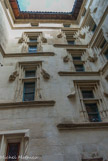 <center>La maison des Têtes</center>
