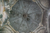 <center>L'église paroissiale Notre-Dame à Venasque. </center>La coupole octogonale .