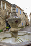 <center>La fontaine (XVIIIe s) </center>
