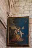 <center>L'église Notre-Dame </center>St Casarie. Vêtements somptueux, un sceptre à terre car, d'après la légende, c'était une princesse wisigothique. On la représente rejetant les insignes de la royauté. Au fond, une grotte ou se trouve st Marie Madeleine et qui évoque la vocation érémétique de St Casarie