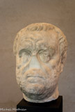 <center>Musée archéologique.</center>  Tête masculine.