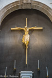 Chapelle des Oblats <br> Le crucifix et l’autel sont des œuvres modernes en métal, faîtes entre 1980 et 1984 par un artiste de la région, à l’occasion de la Béatification d'Eugène de Mazenod (1975).