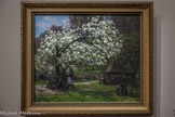 Sisley <br>Printemps, paysanne sous les arbres en fleurs. 1865-1866. Huile sur toile.