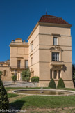 Le château de Castries. <br> Bâtiment de l'orangerie.