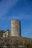 Tour d'Embarbe, ancienne tour de guet du XIIIe-XIVe siècle.