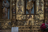 L’église Notre-Dame-des-Anges. <br> saint Joseph,sous la statue de St Jean-Baptiste, encadrée par les médaillons de ses parents sainte Elisabeth et saint Zacharie, figure la tête de saint Jean Baptiste décapité, posée sur un plateau. Hérodiade  lui crève un oeil. En bas, les attributs de St Joseph (le rabot et le compas), une religieuse, la visitation de la Vierge à Elisabeth,