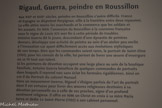 Musée Hyacinthe Rigaud. <br> Rigaud, Guerra, peindre en Roussillon.
Aux XVIe et XVIIe siècles, peindre en Roussillon s'avère difficile. France et Espagne se disputent Perpignan, ville à la frontière entre deux royaumes.
La ville attire moins les marchands et le commerce que les soldats et les assauts. En 1659, l’annexion du Roussillon à la couronne française sous le règne de Louis XIV met fin à cette période de troubles.
Antoine Guerra dit le jeune, descendant d'une dynastie de peintres doreurs, développe une activité de peintre au sein d'un atelier peu enclin à l’innovation car ayant difficilement accès aux évolutions stylistiques de son temps. Bien que les commandes soient rares, le portrait de Saint-Elme (1701), pour les consuls de la ville, lui permet de livrer une œuvre d'envergure où se lit tout son talent.
Si les peintures de dévotion occupent une large place au sein de la boutique familiale, Antoine Guerra bénéficie de quelques commandes de portraits dans lesquels il reprend non sans éclat les formules rigaldiennes. Ainsi en est-il du Portrait du colonel Manuel.
Dans un mouvement inverse, Rigaud s’éloigne parfois de l'art du portrait dont il est virtuose pour livrer des œuvres religieuses destinées à sa dévotion personnelle ou à celle de ses proches, signe d’un profond sentiment religieux. Il offre en 1696 un Christ en croix à sa mère Maria Serra et dédie Le Saint-Pierre (1702) à son cabinet personnel.