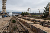 Les Chantiers Navals de La Ciotat. <br>La cale n°1 est entièrement reconstruite en 1957, longue de 223 m et large de 39,50 m, surmontée de 5 grues de 4 à 120 tonnes, elle permettait la construction de bâtiments de 80.000 tonnes et leur lancement. Fermée par un bateau-porte, sa partie basse formait radoub sur 61 m.