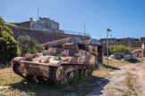 La batterie de Peyras.<br> Char et MX13 de la guerre du golfe.