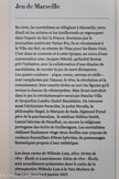 <center>Jeu de Marseille. </center>En 1940, les surréalistes se réfugient à Marseille, terre d’exil où les artistes et les intellectuels se regroupent dans l’espoir de fuir la France. Soutenus par le journaliste américain Varian Fry, ils se réunissaient à la Villa Air-Bel, en attente de Visas pour les Etats-Unis. C’est dans ce contexte et à cette époque, au cours d’une conversation avec Jacques Hérold, qu’André Breton prit l’initiative, avec la collaboration d’une dizaine de surréalistes, de recréer le jeu de tarot divinatoire.
Les quatre couleurs - pique, cœur, carreau et trèfle - sont remplacées par l’amour, le rêve, la révolution et la connaissance. Sont ensuite tirées au sort les figures qu’il revient à chacun de réinterpréter. Max Ernst introduit dans le jeu le révolutionnaire mexicain Pancho Villa et Jacqueline Lamba choisit Baudelaire. On retrouve aussi l’alchimiste Paracelse, le poète Novalis, le philosophe Hegel, le Marquis de Sade, Sigmund Freud père de la psychanalyse, la médium Hélène Smith, Lamiel héroïne de Stendhal, ou encore la religieuse portugaise des écrits de Guilleragues. Les surréalistes réalisent finalement vingt-deux feuilles aux crayons de couleurs fourmillant d'êtres hybrides, de personnages fantastiques propres à leur esthétique
Les deux cartes de Wifredo Lam, Alice. Sirène de rêve - Étoile et Lautréamont. Génie de rêve – Etoile, sont actuellement présentées dans le cadre de la rétrospective Wifredo Lam à la Tate Modem de Londres jusqu’au 8 janvier 2017.