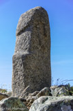 Jour 2. Filitosa <br> Monument central. Les statues menhirs de l’âge du bronze représentent peut-être les paladini, les chefs guerriers vivants ou morts.