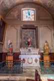 <center>Jour 4. Église paroissiale Sainte-Marie.</center>Statue de St Michel, du Sacré-Coeur, de st Joseph. Tableau : l'Annonciation. La Vierge à droite du tableau, agenouillée, bras appuyé sur un autel, visage tourné vers l'ange Gabriel qui tient des fleurs de lys. à droite du tableau, deux têtes d'angelots