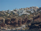 <center>Santorin</center>Oia. Le port d'Amoudi.