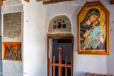 <center>Tinos.</center>28/06/2008. Le monastère de Kéchrovouni. L'église en l'honneur de la sainte Pelagía.