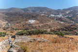 <center>Tinos.</center>29/06/2008. A droite , Pyrgos.