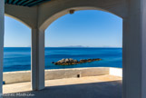 <center>Sifnos. </center>18/06/2008. Agios Nikolaos. Les îles de Kímolos et de Mílos.