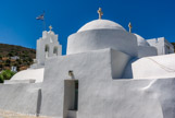 <center>Sifnos.</center>21/06/2008. La petite église pittoresque sur la plage de Vathý.