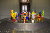 <center></center><center>Grand salon, salle de billard.</center> Fleurs, série Les Inflatables. Pucci de Rossi (1947 – 2013).